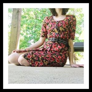 Vintage 80’s Floral Dress